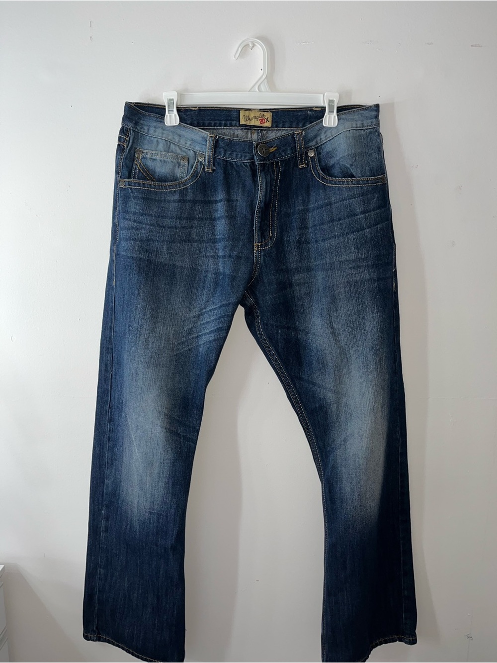Wrangler Men's Bootcut Jeans in Dark Blue Wash